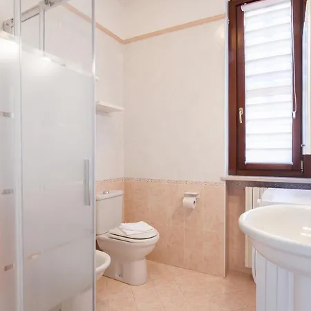 Smeraldo לאזיסה